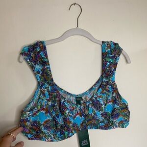 NWT Wildfable|| Blue Paisley Crop top with peplum sleeves. Size Medium